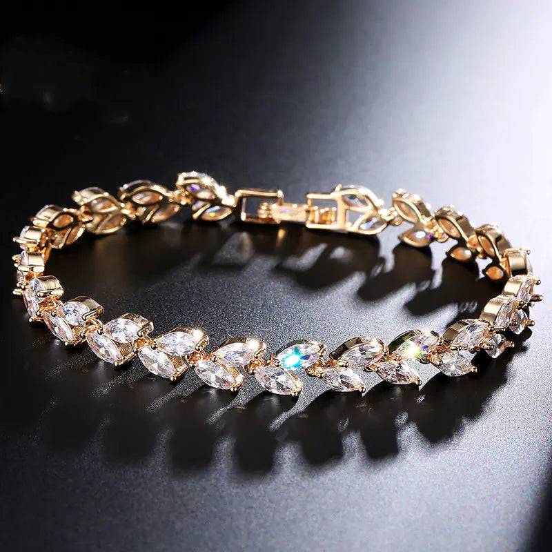 Chic Willow Geometric Zircon Bracelet